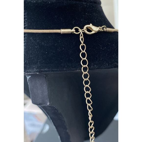 Gold Triangular Shaped Semi-precious Rose Quartz Inlay Necklace 16” 4” Extender - Picture 4 of 5